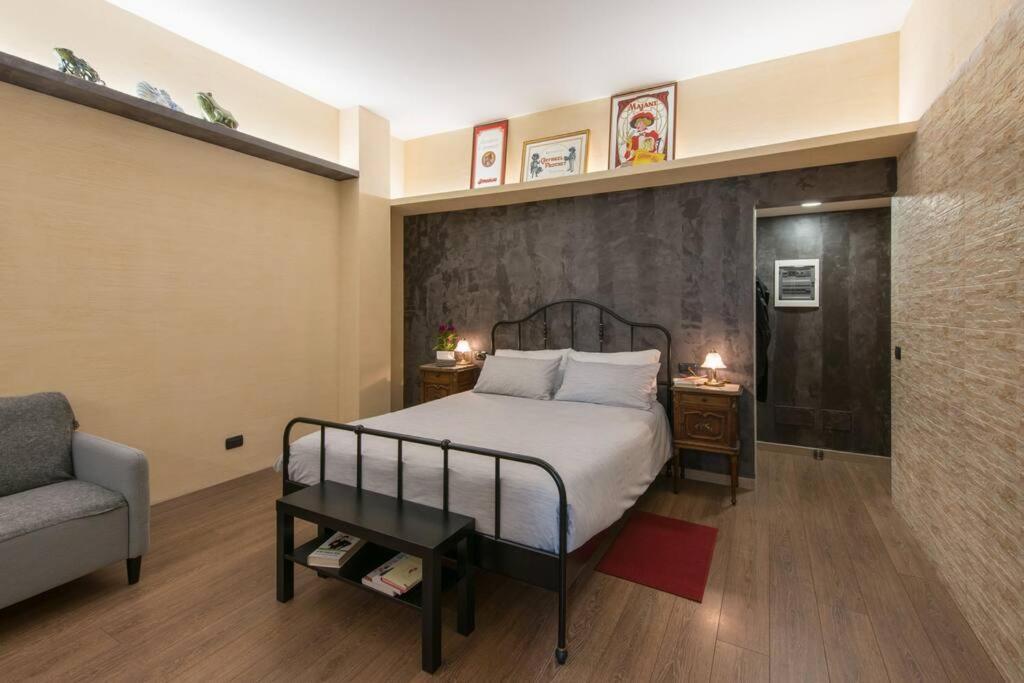Zona Apartment