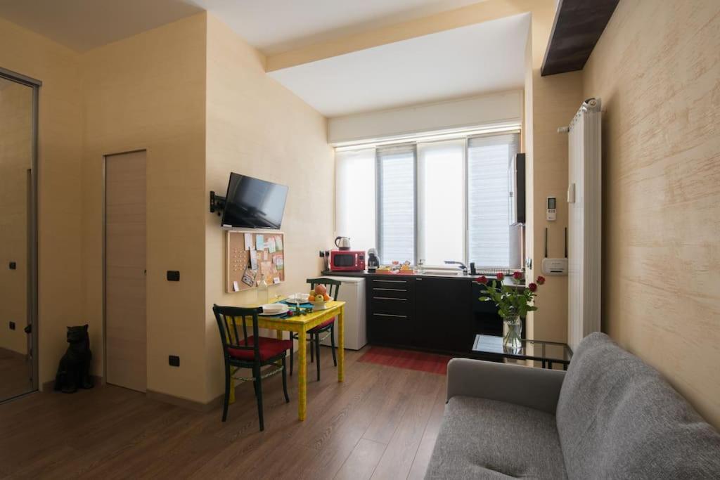 Zona Apartment